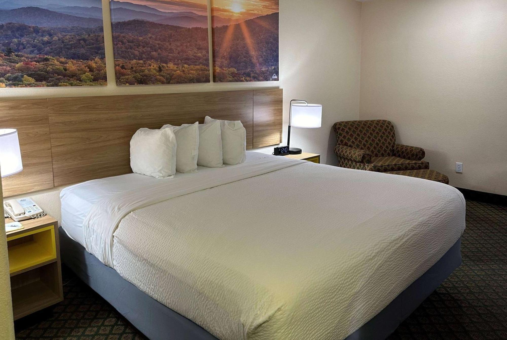 Days Inn & Suites By Wyndham Eunice Экстерьер фото