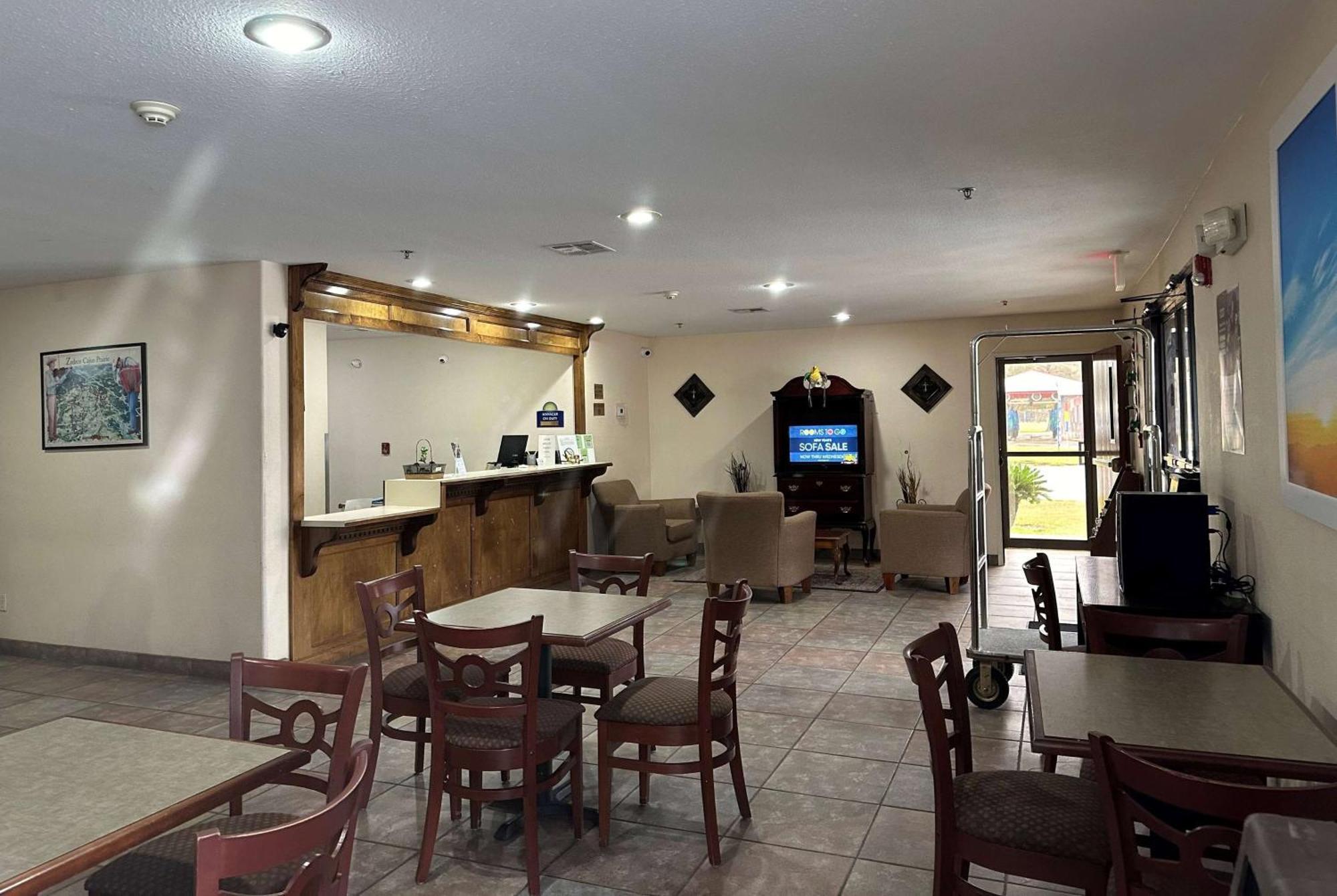 Days Inn & Suites By Wyndham Eunice Экстерьер фото