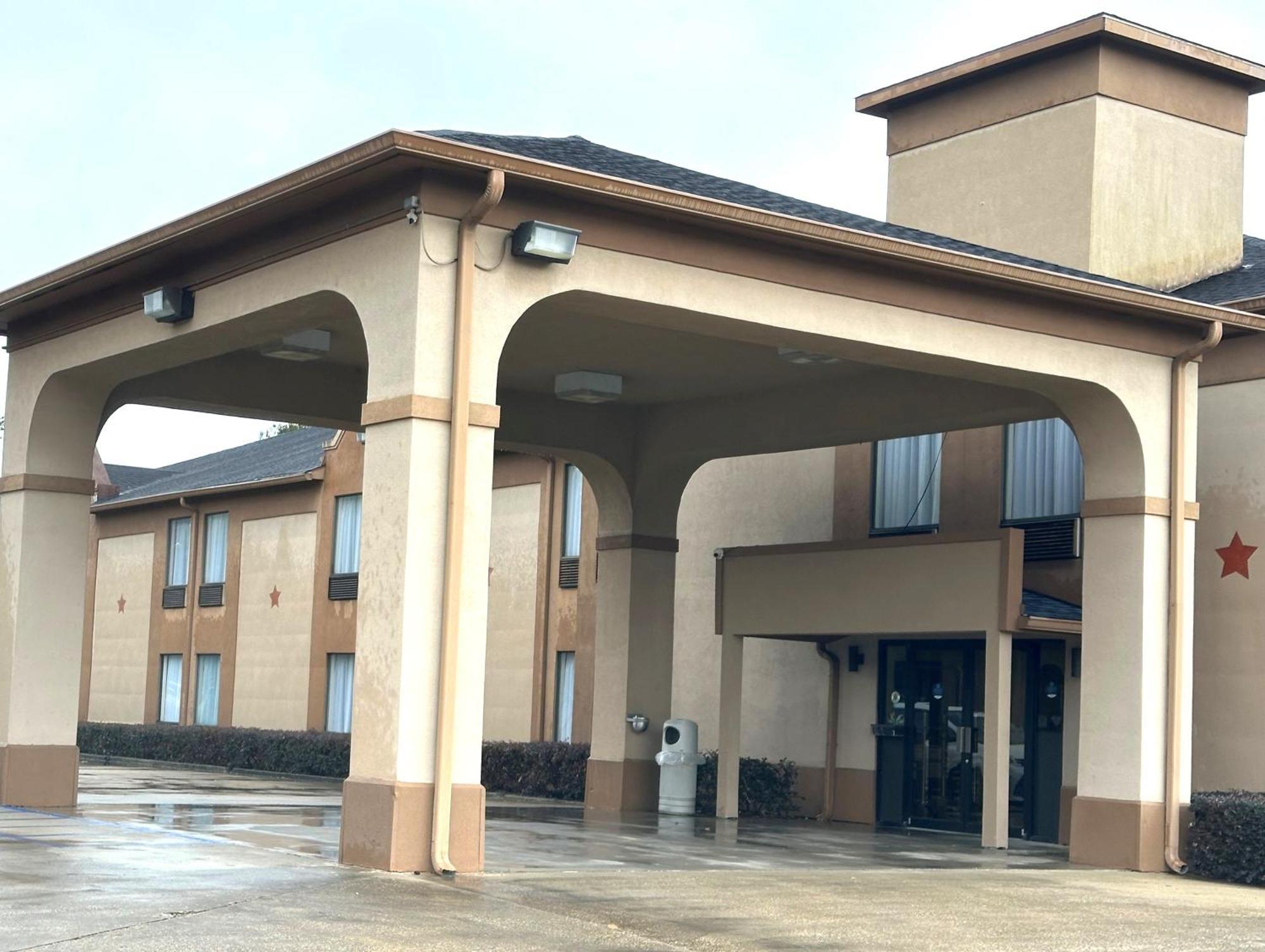 Days Inn & Suites By Wyndham Eunice Экстерьер фото