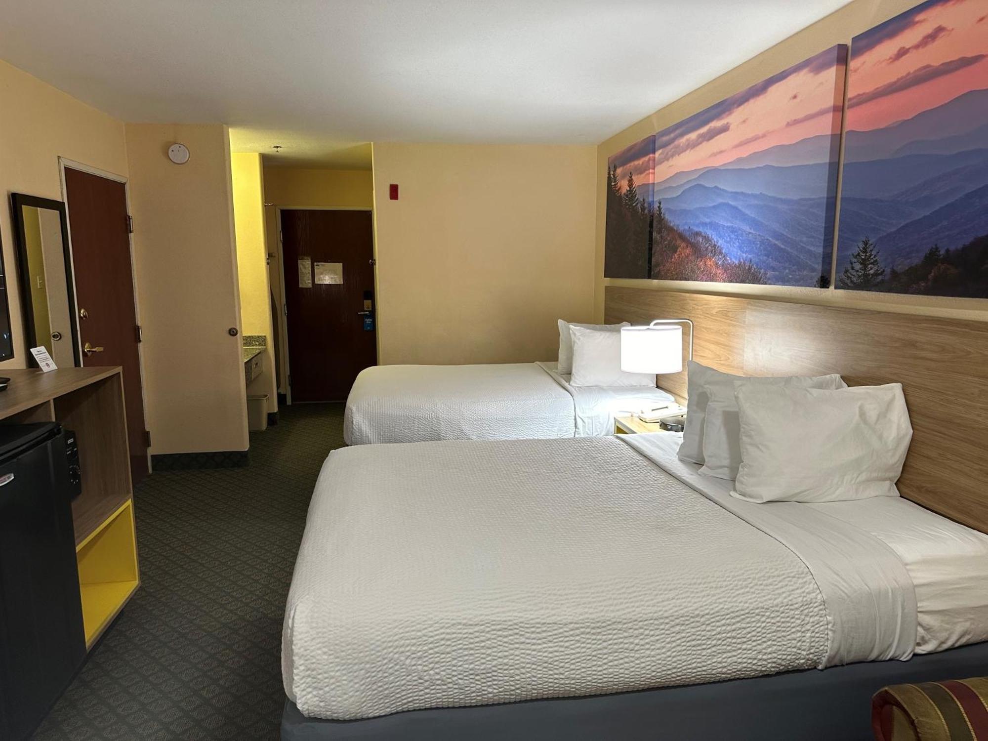 Days Inn & Suites By Wyndham Eunice Экстерьер фото